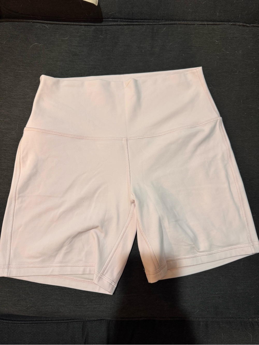 Lululemon Strawberry milkshake align shorts